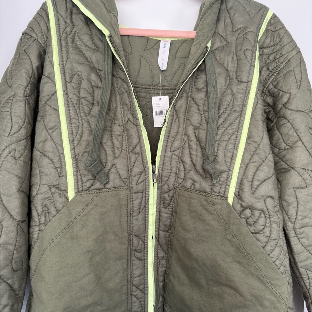 New Anthropologie Olive Green Quilted Women's Jacket NWT - Picture 4 of 5
